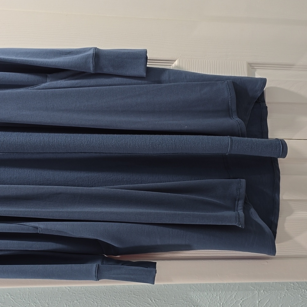 90 Degree by Reflex Medium Long Blue Cardigan - Picture 3 of 12